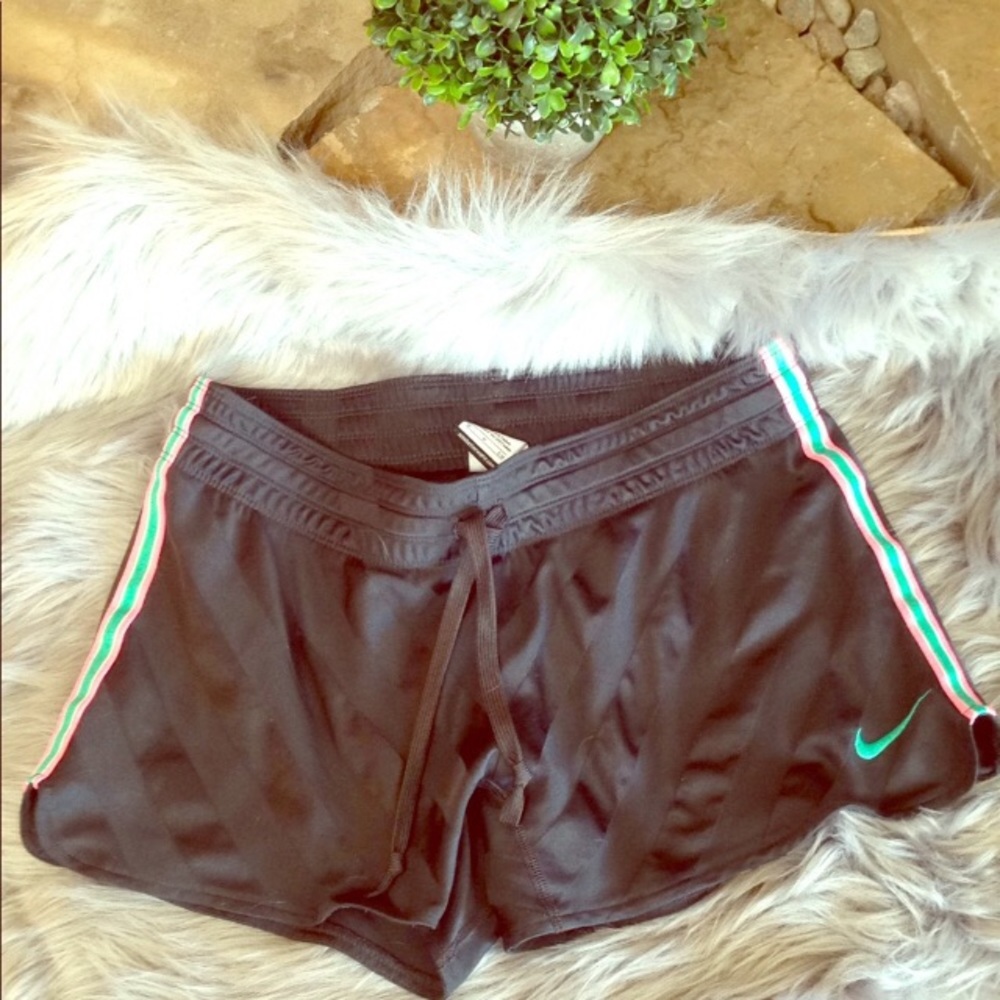 Nike dri fit black shorts